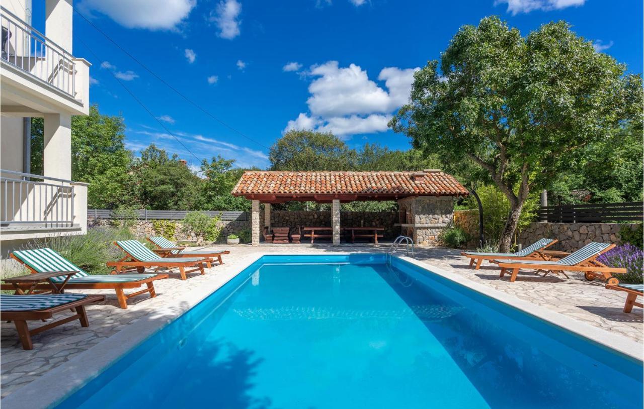 Beautiful Apartment In Pinezici With Wifi Bagian luar foto