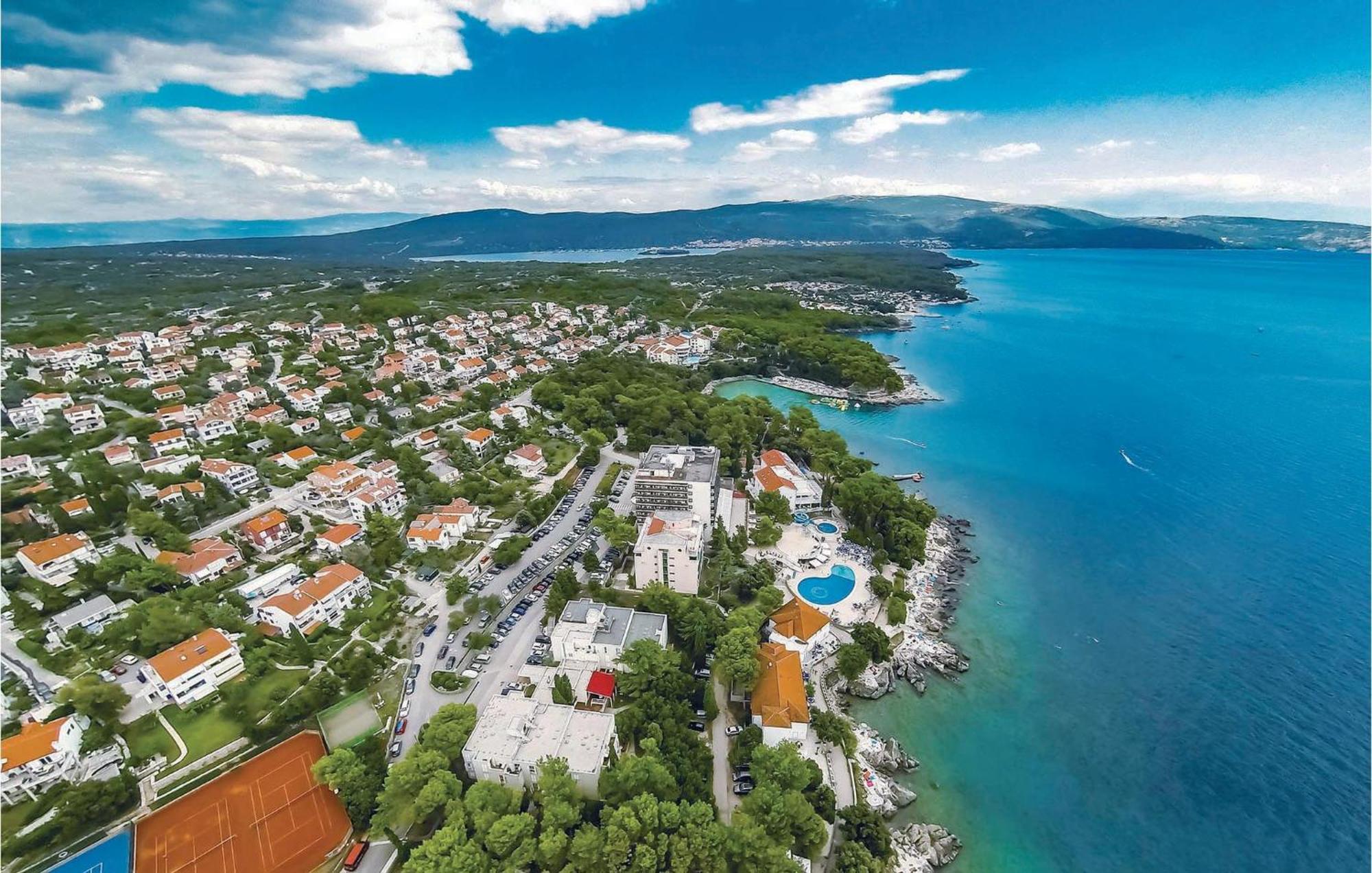 Beautiful Apartment In Pinezici With Wifi Bagian luar foto